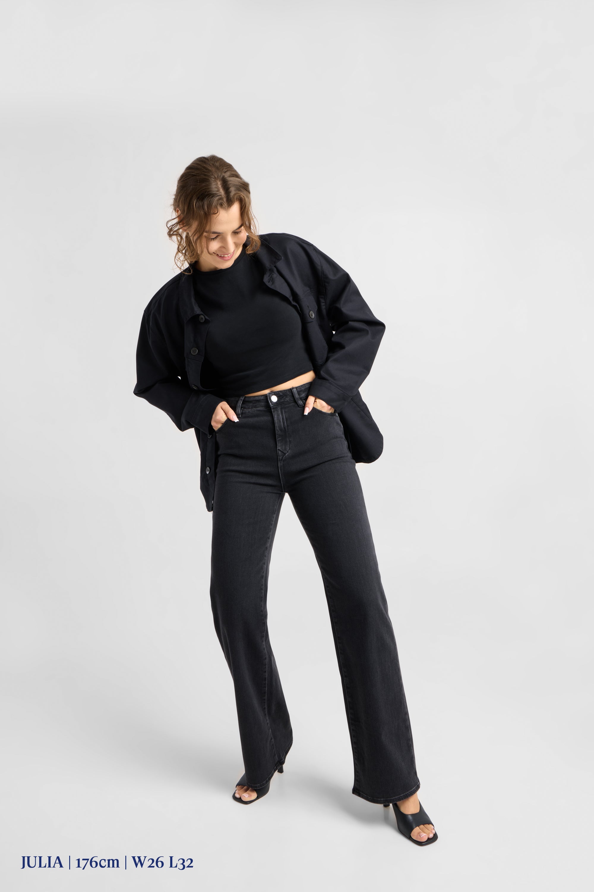 DEW Flared Soft Denim - Classic - Black Denim