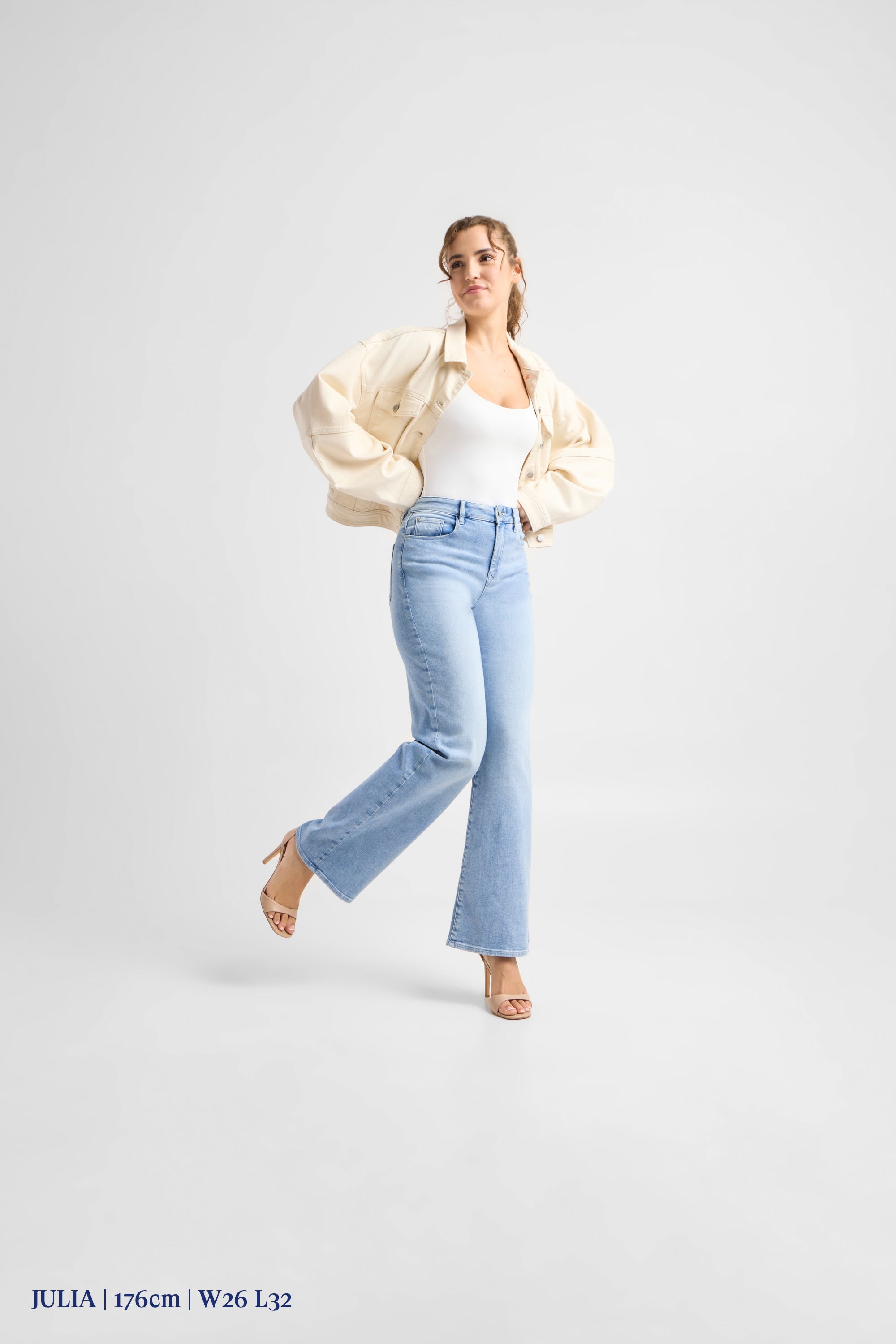DEW Flared Soft Denim - Classic - Light Blue