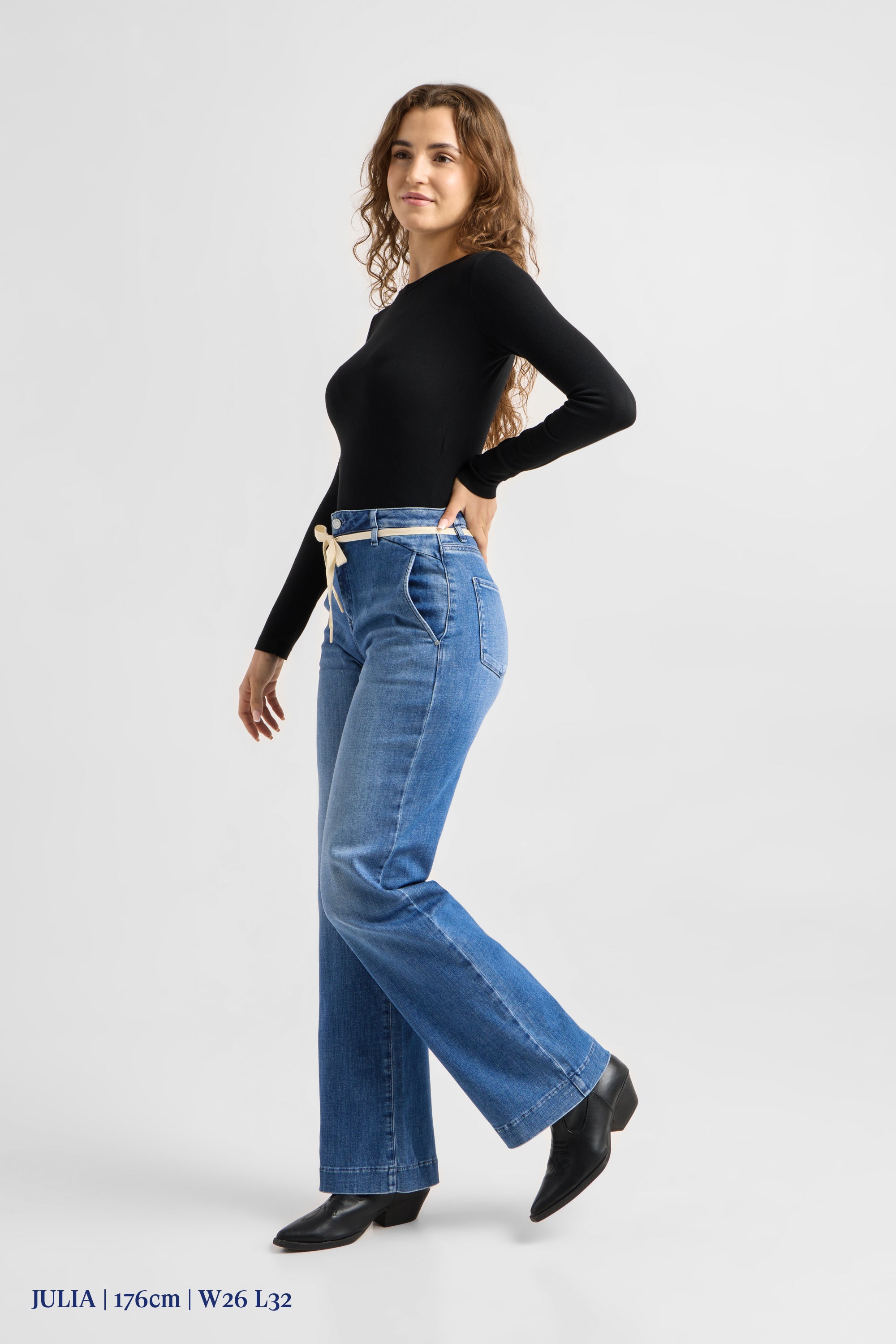 DEW Flared Soft Denim - French Pocket - Medium Blue