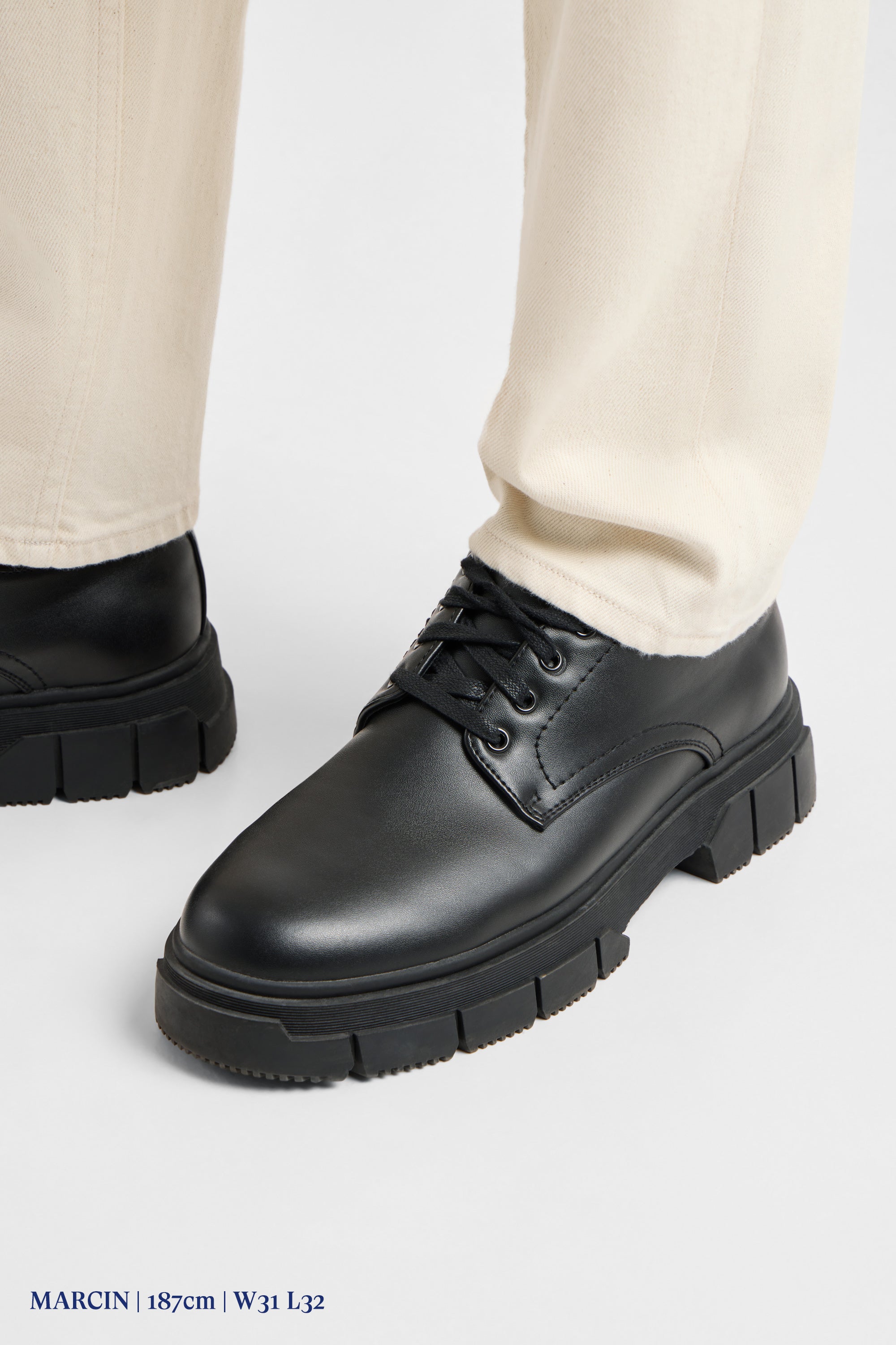RISE Relaxed Tapered Minimal Stretch - Basic - Ecru