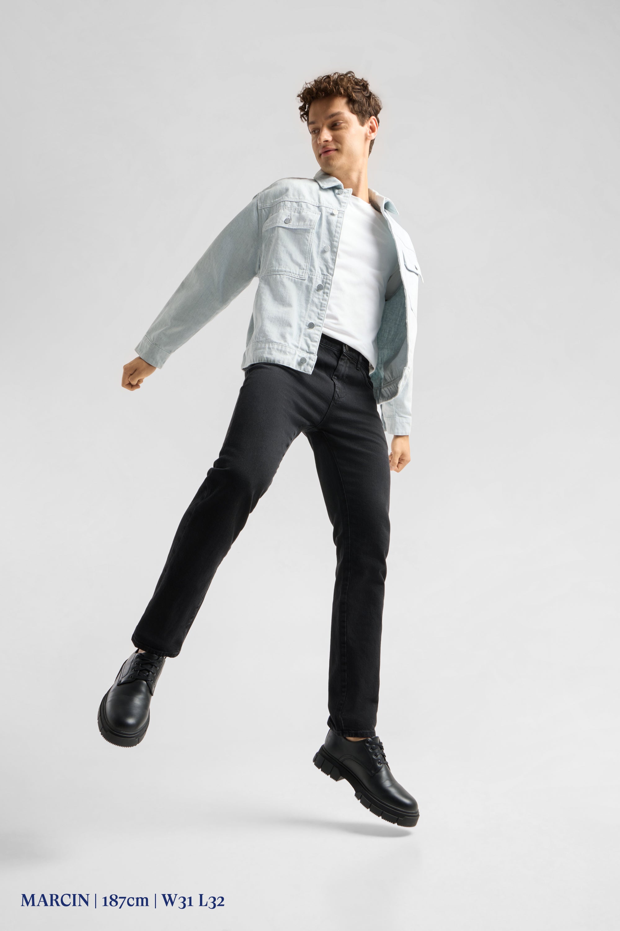 DUSK Regular Straight Minimal Stretch - Classic - Black